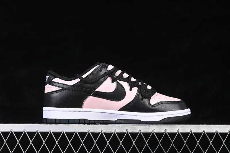 All Categories Nk SB Dunk Series Nk SB Dunk Low Low-top sneakers Nike SB Dunk Low Black Pink Straps Low-top casual sneakers CW1590-100